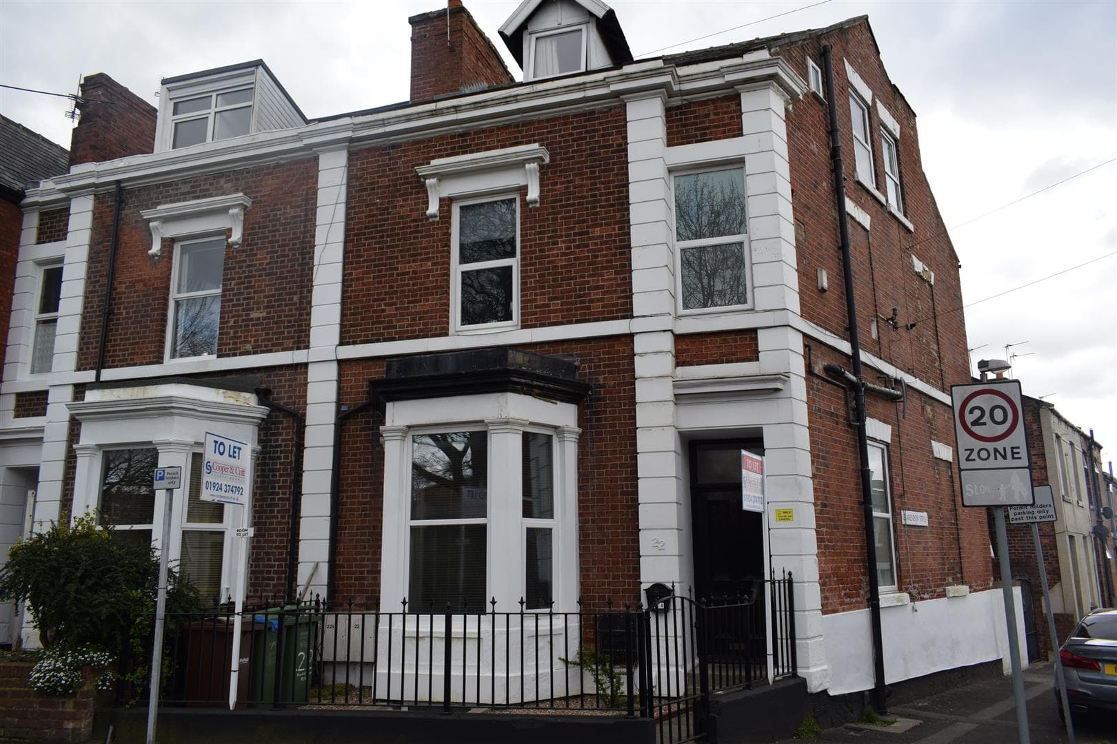 22 College Grove Road, Wakefield, WF1 3RE